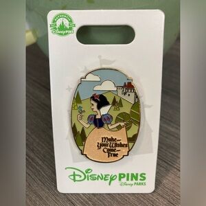Snow White- Make Your Wish Come True Trading Pin